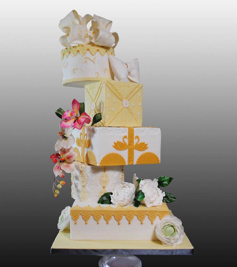 Cascading Wedding Cake Stands Unique by Cake Stackers™ Cascading Wedding Cake Stands Unique by Cake Stackers™